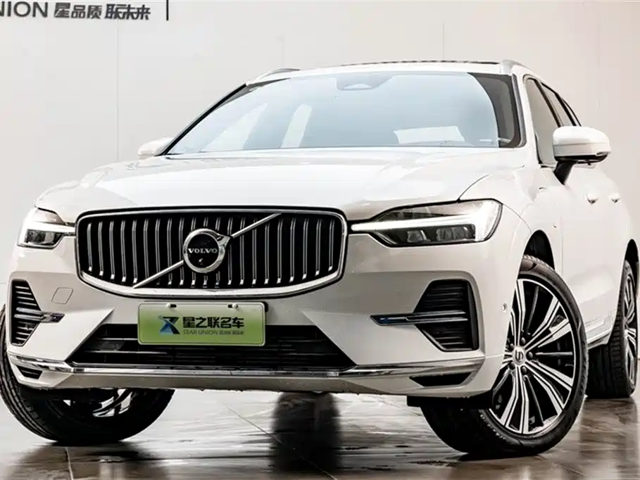 Volvo XC60 PHEV 2024 — фото 3