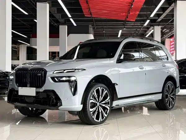 BMW X7 M60i 2023