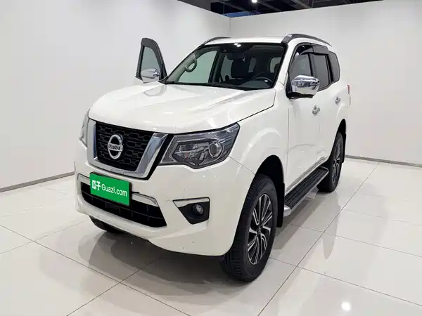 Nissan Terra 2018
