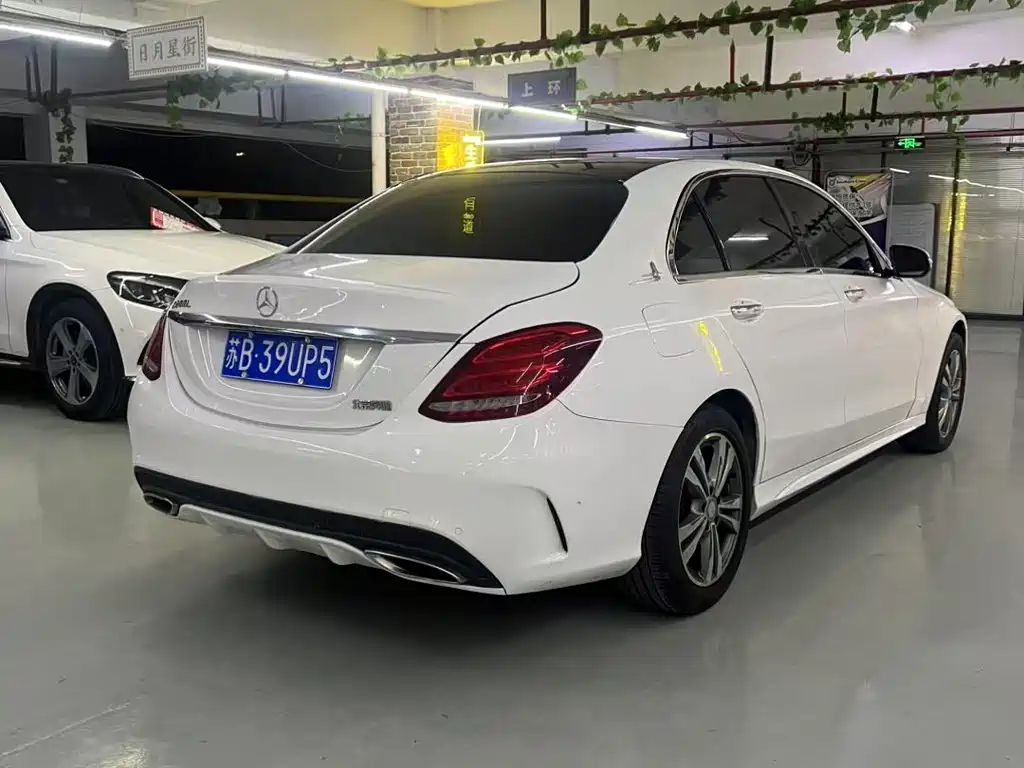 Mercedes-Benz C-Class 2017 — фото 9