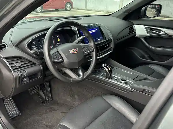 Cadillac CT5 2023