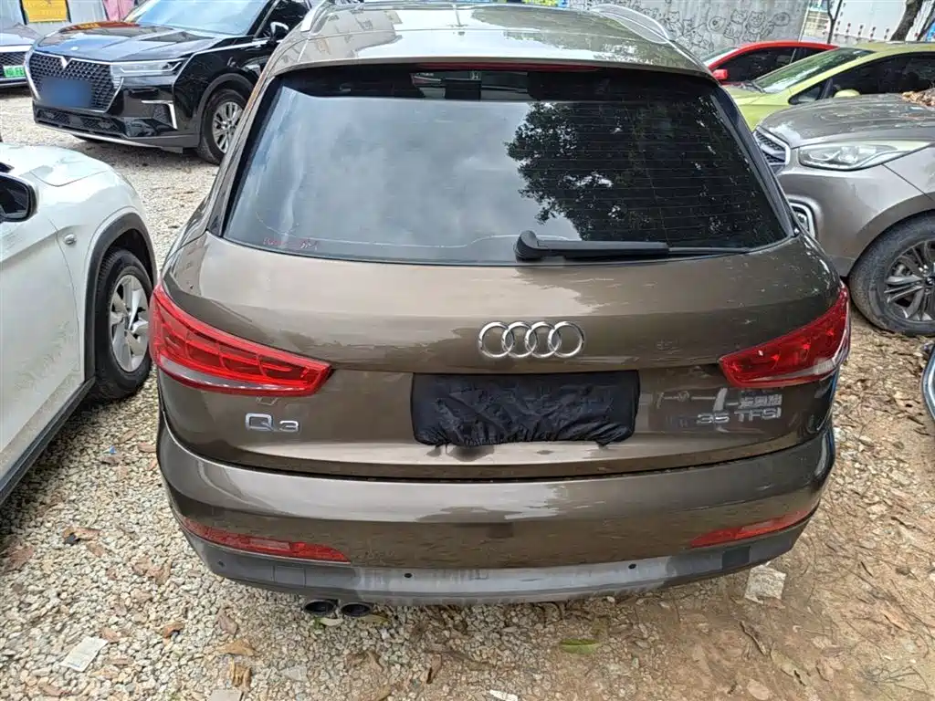 Audi Q3 2015 — фото 6