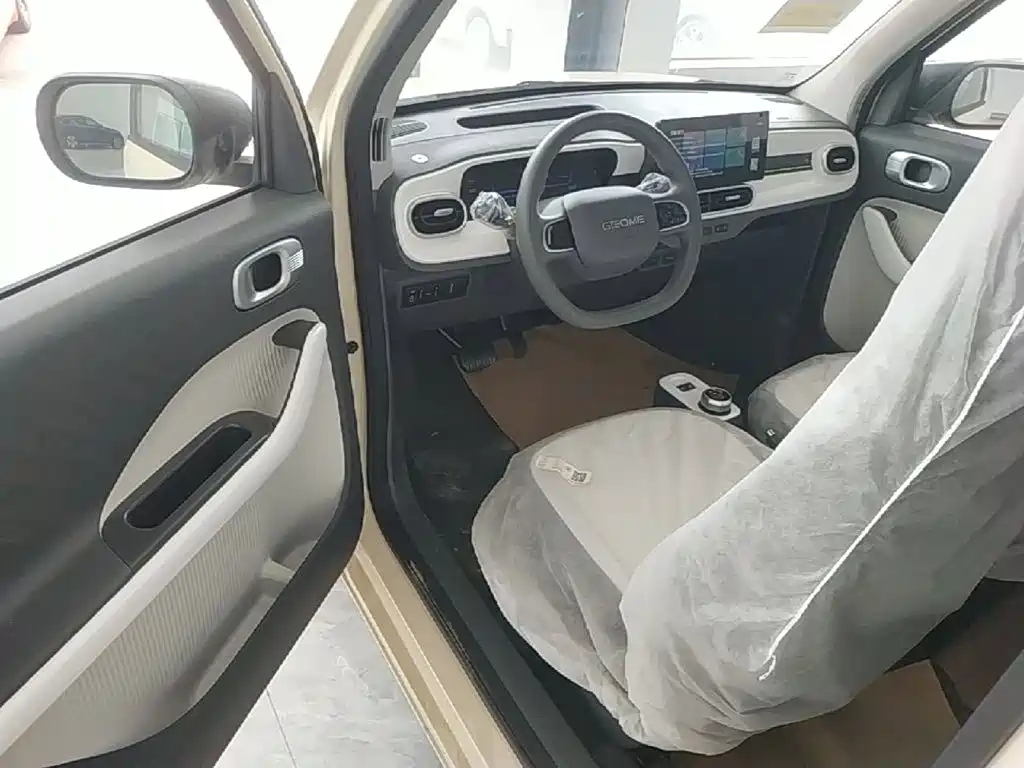 Geely Galaxy Panda 2026 — фото 16