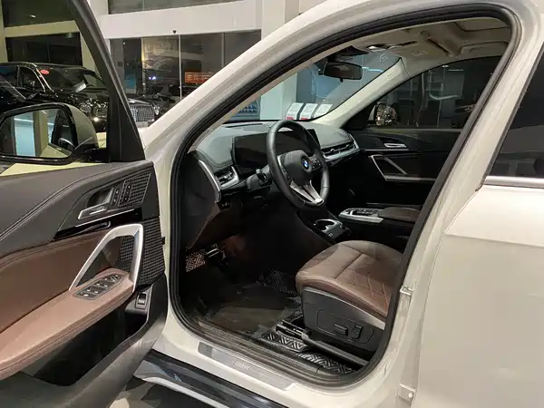 BMW X1 2023