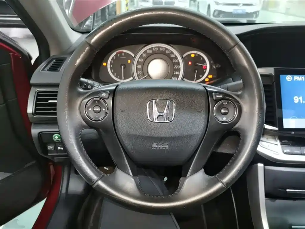 Honda Accord 2014 — фото 11