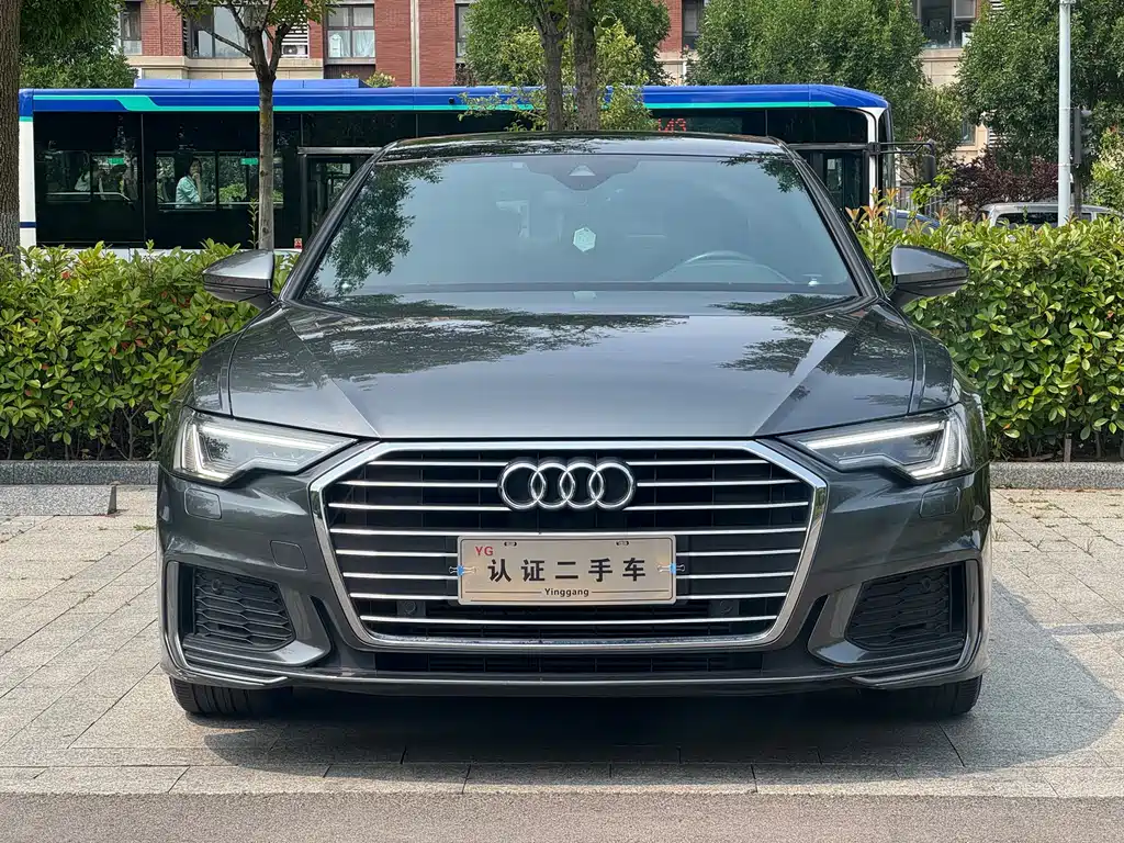 Audi A6L 2020