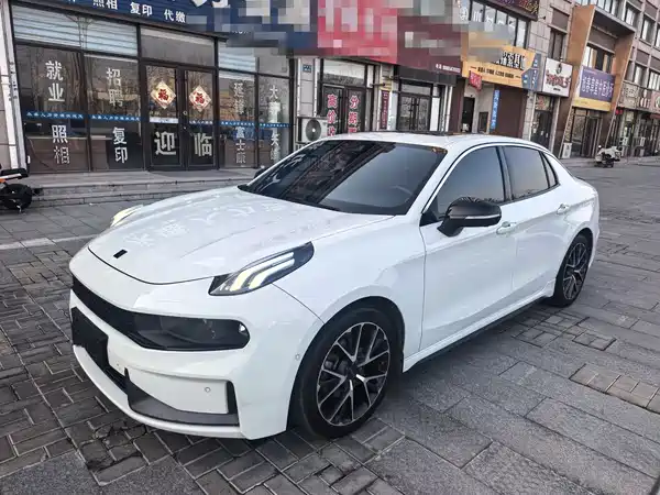 Lynk & Co 03 2019