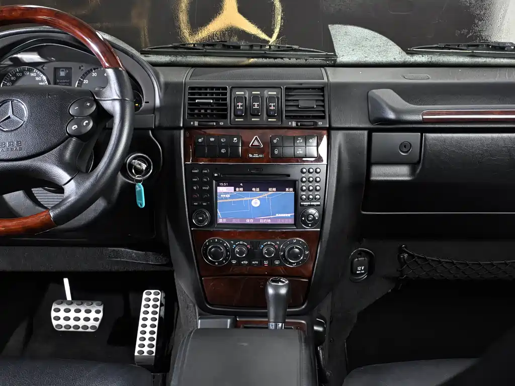 Mercedes-Benz G-Class 2012 — фото 20