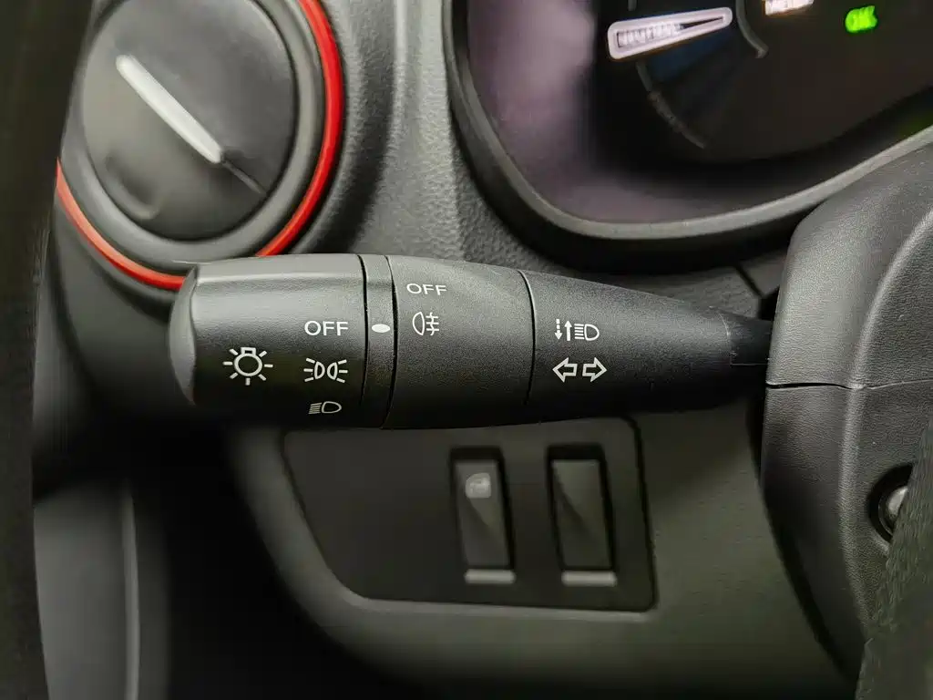 Dongfeng Nano EX1 2024 — фото 21