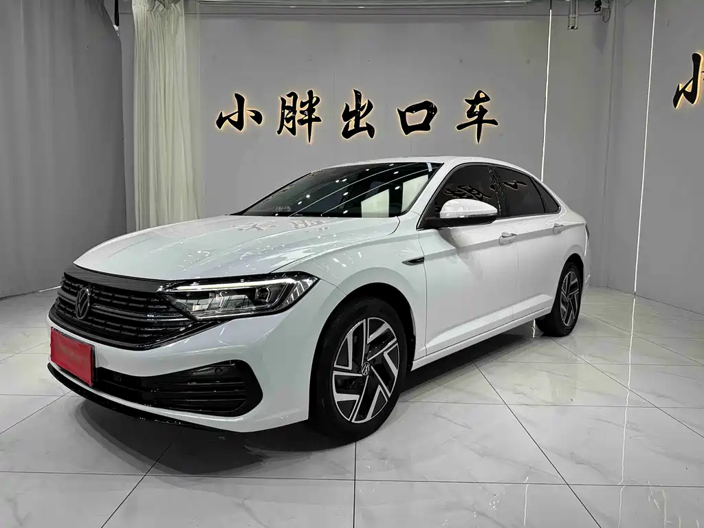 Volkswagen Sagitar 2022