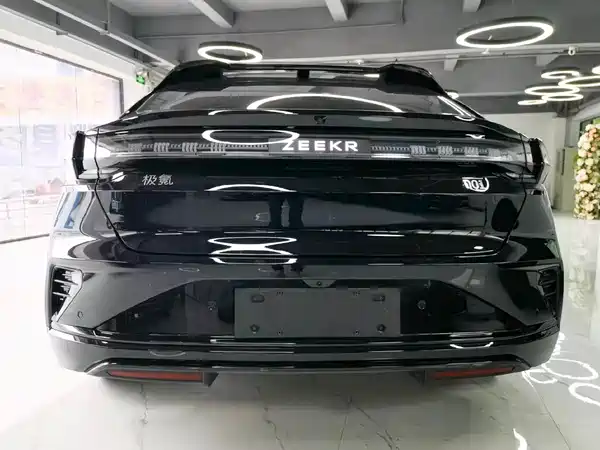 Zeekr 001 2026