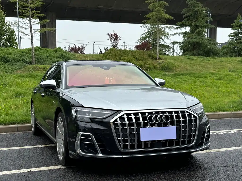 Audi A8 2023 — фото 2
