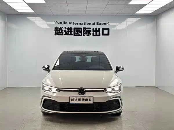 Volkswagen Golf 2022