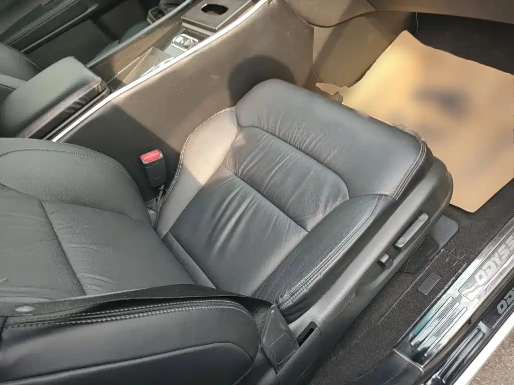 Honda Odyssey 2018 — фото 25