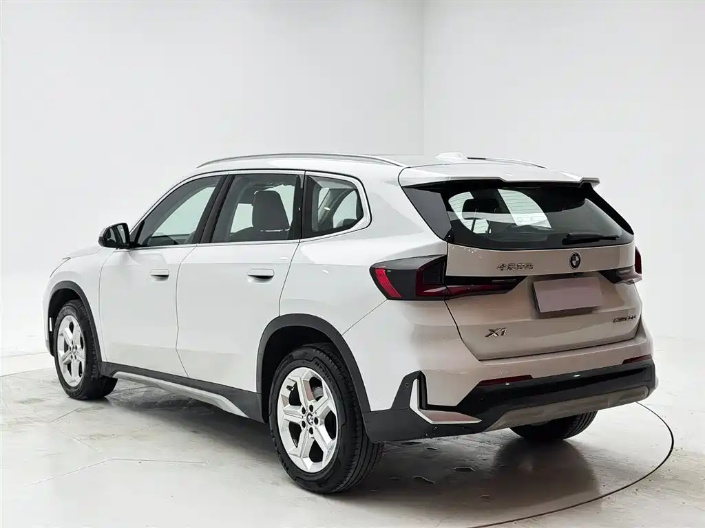 BMW X1 2023 — фото 4