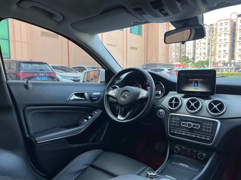Mercedes-Benz GLA 2017 — фото 23