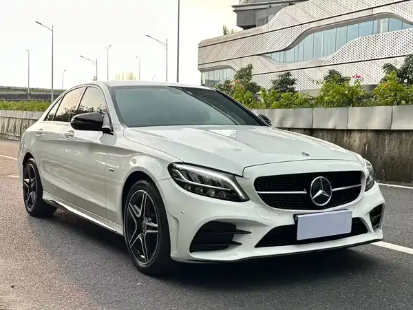 Mercedes-Benz C-Class 2021