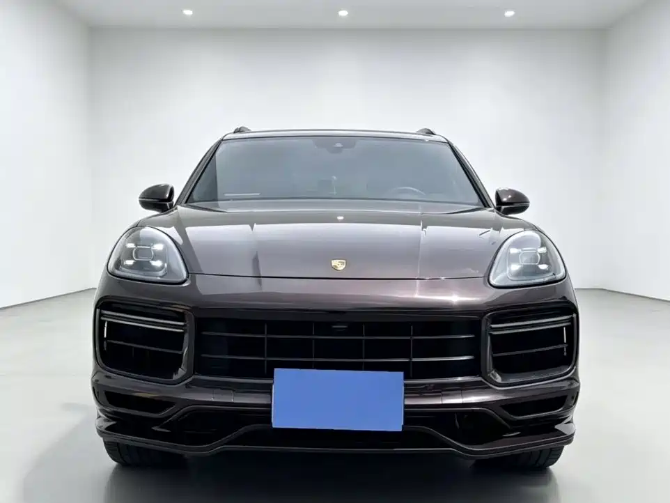 Porsche Cayenne 2018 — фото 2