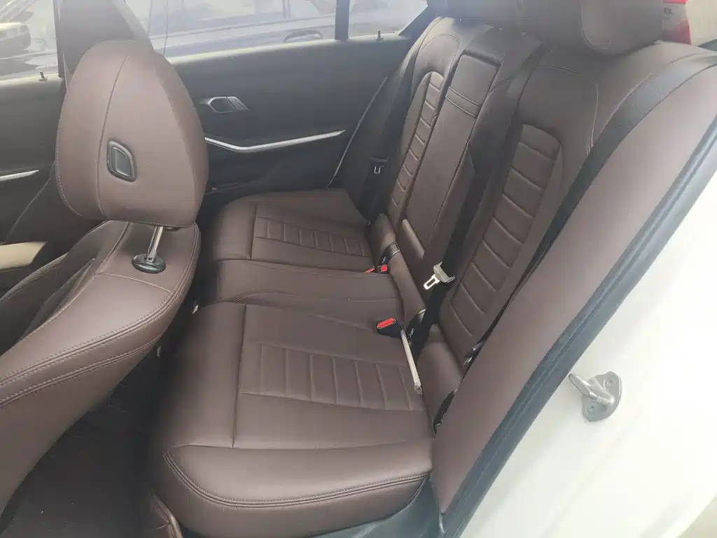 BMW 3 Series 2020 — фото 15