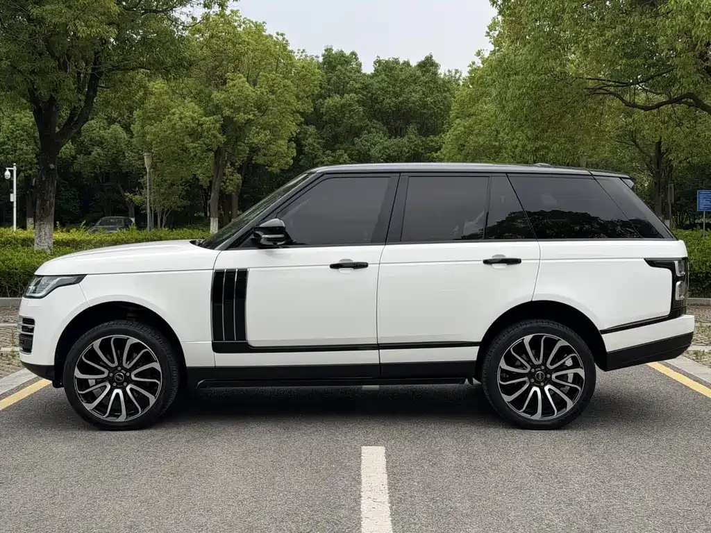 Land Rover Range Rover 2014 — фото 16