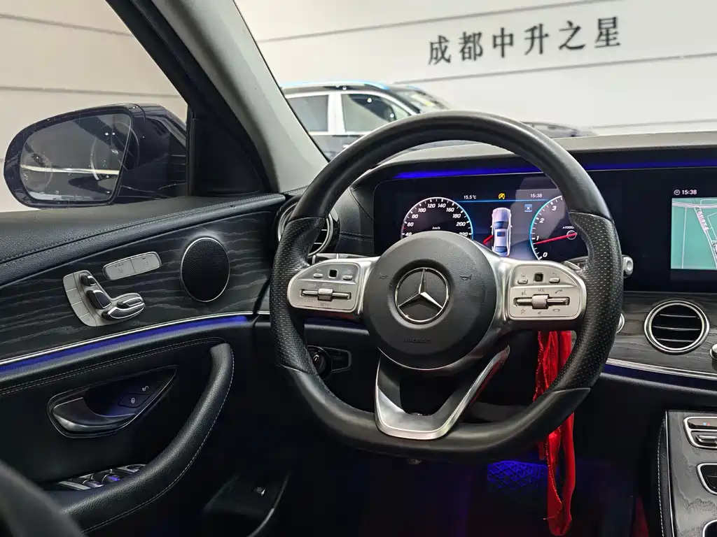 Mercedes-Benz E-Class 2019 — фото 14