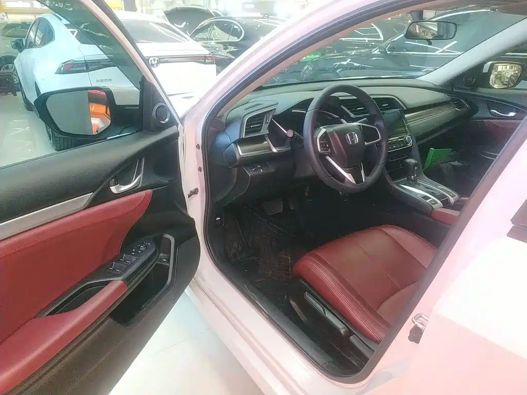 Honda Civic 2022 — фото 16