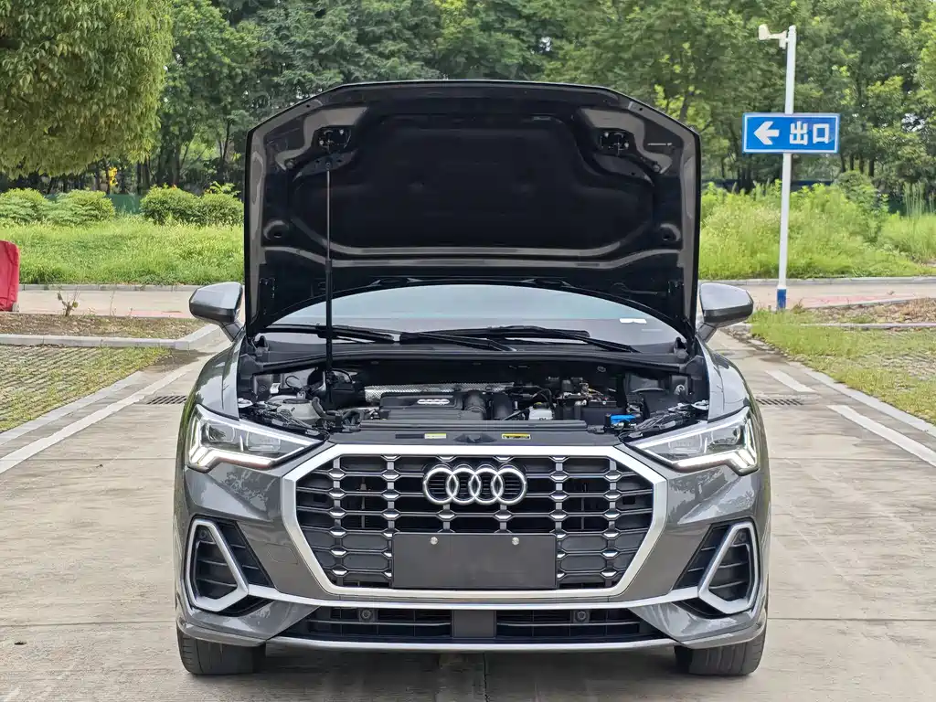 Audi Q3 2022 — фото 26
