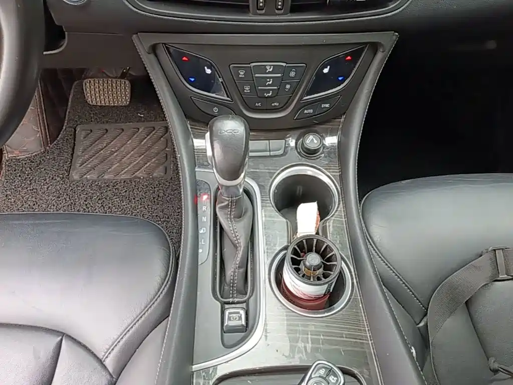 Buick Envision Plus 2019 — фото 14