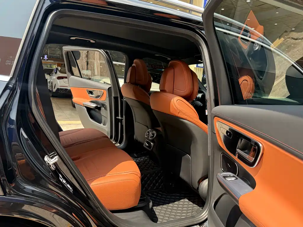 Mercedes-Benz GLC 2023 — фото 11