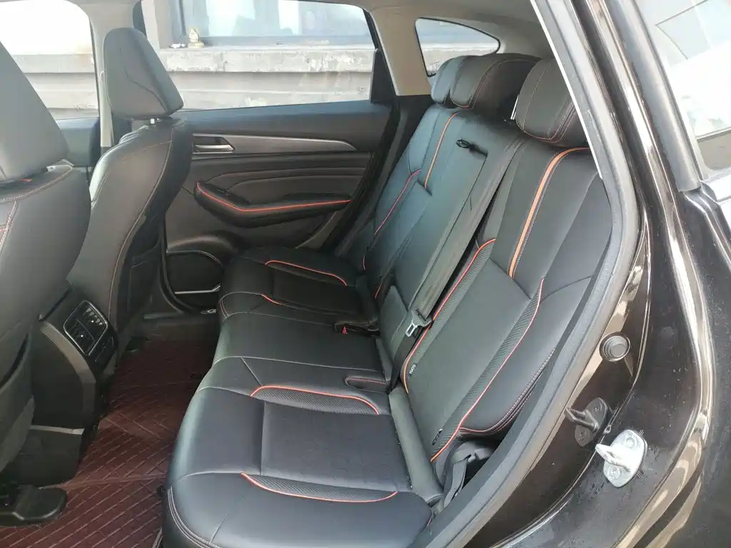 Haval F7 2021 — фото 13