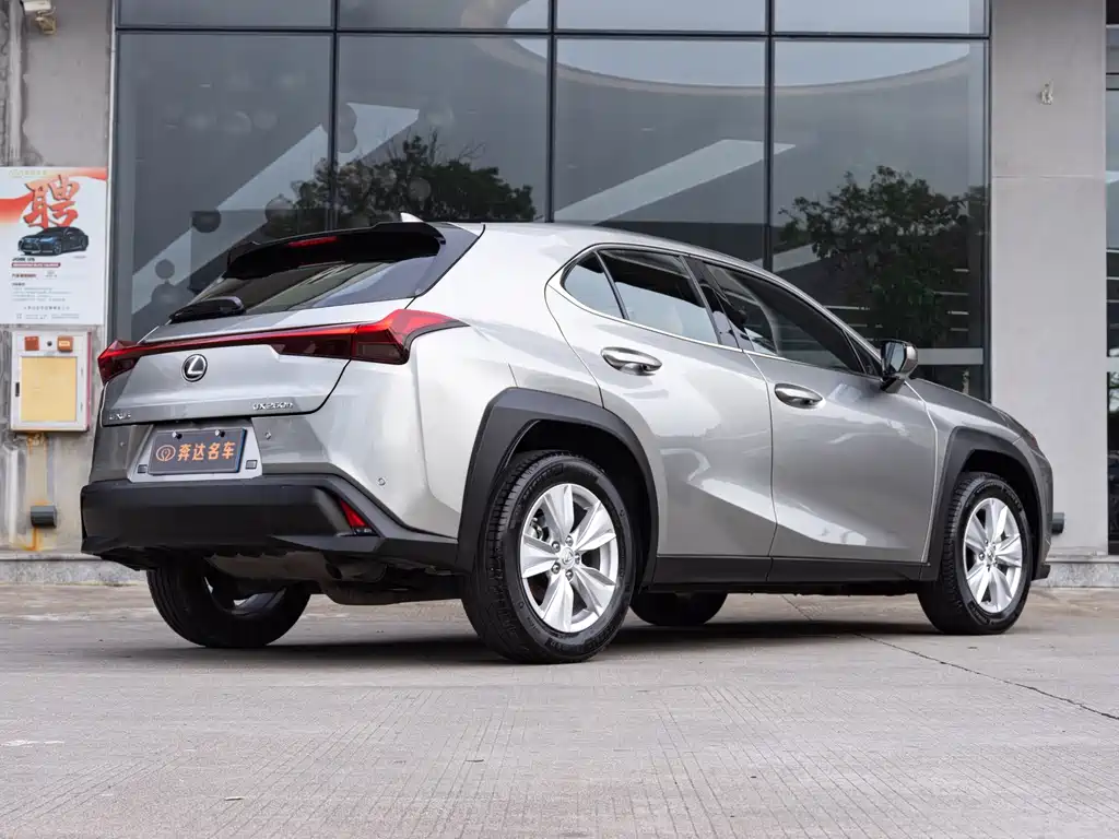 Lexus UX 2023 — фото 3