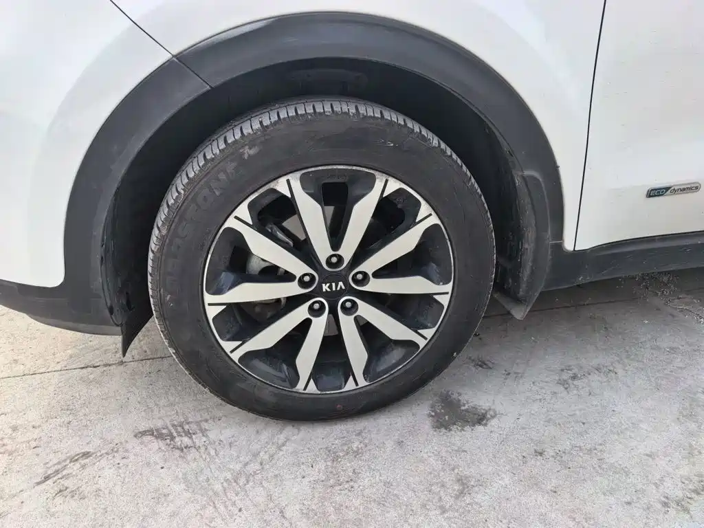 Kia KX5 2016 — фото 23