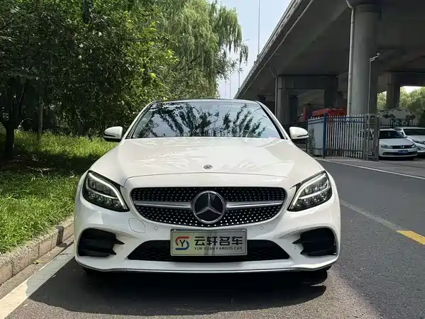 Mercedes-Benz C-Class 2021