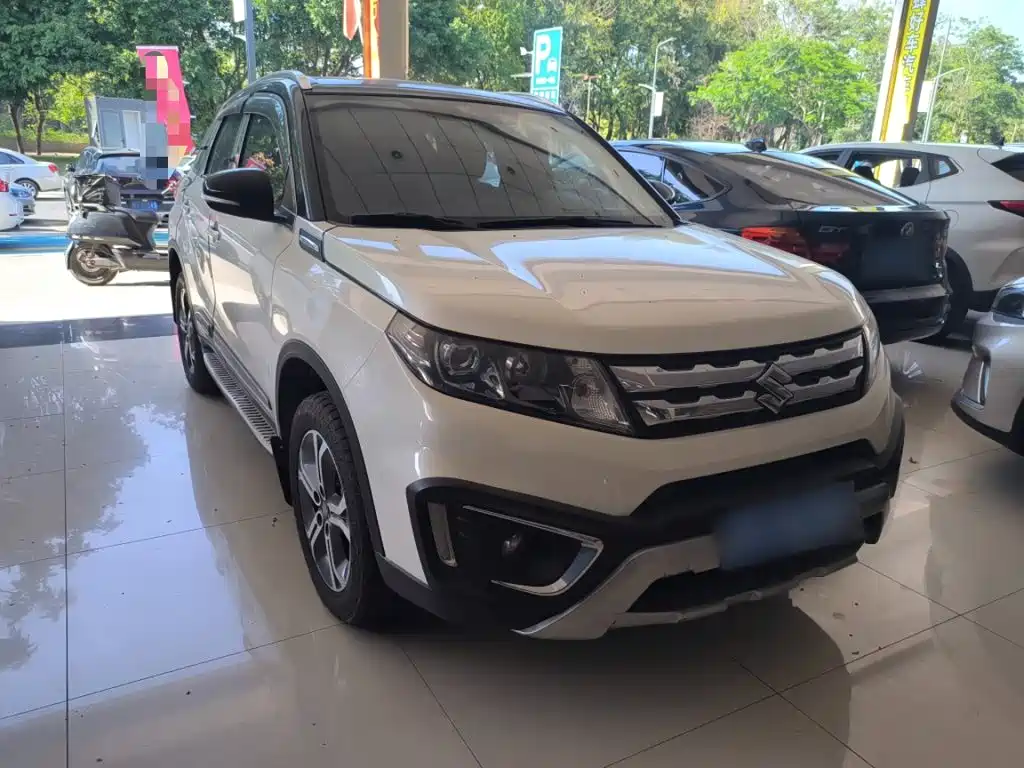 Suzuki Vitara 2016 — фото 23