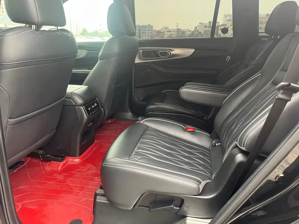 GAC Motor Trumpchi GS8 2022 — фото 10