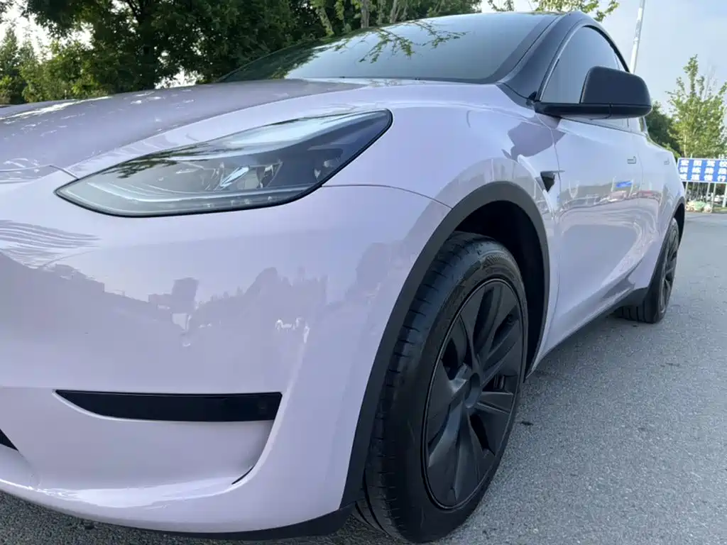Tesla Model Y 2024 — фото 15