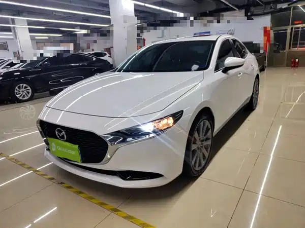 Mazda 3 Axela 2023