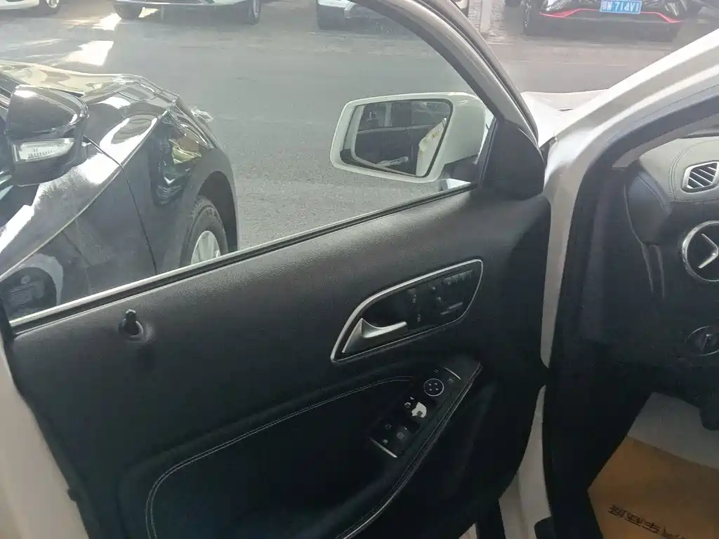 Mercedes-Benz GLA 2017