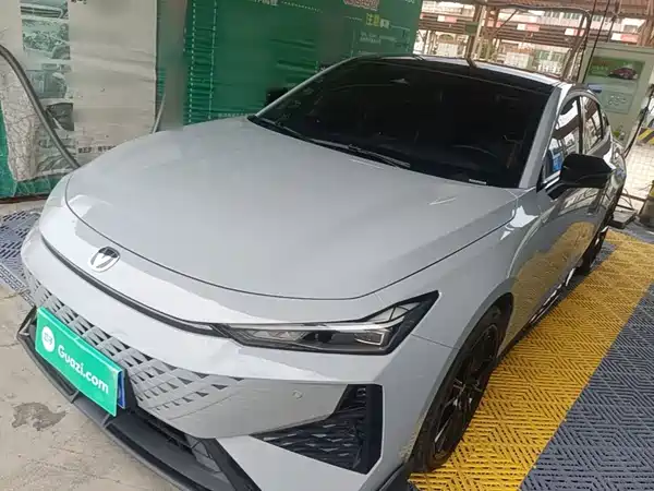 Changan UNI-V 2025