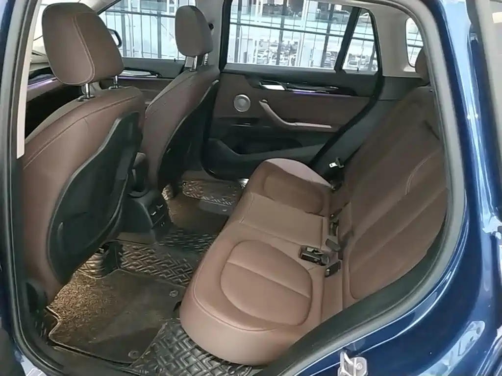 BMW X1 2022 — фото 13
