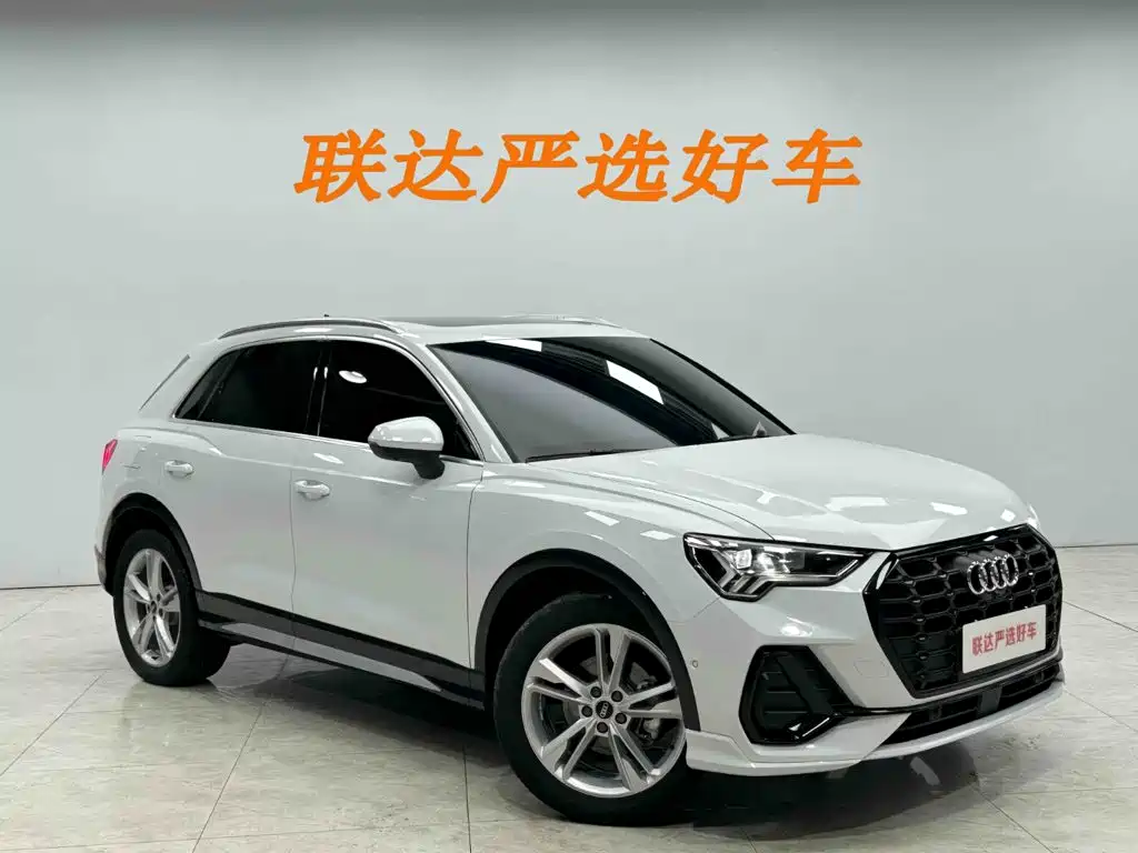 Audi Q3 2023 — фото 23