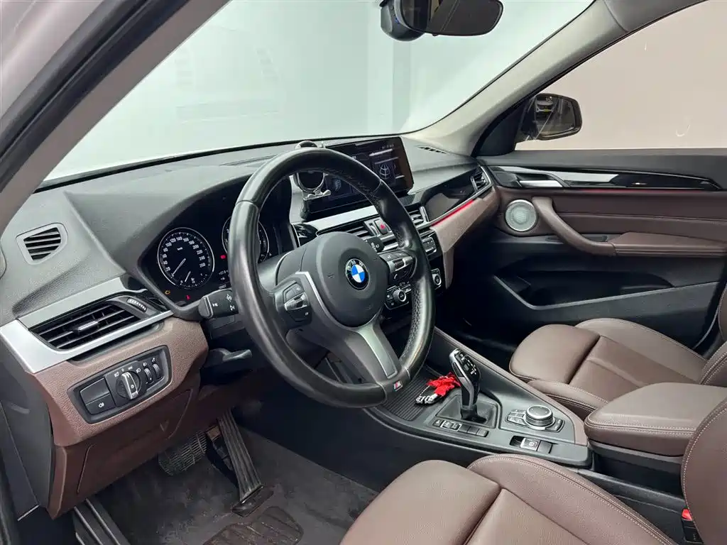 BMW X1 2022 — фото 13