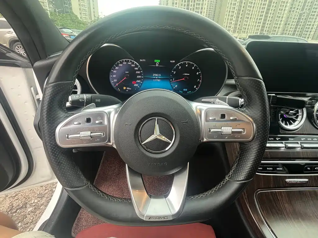 Mercedes-Benz C-Class 2021 — фото 15