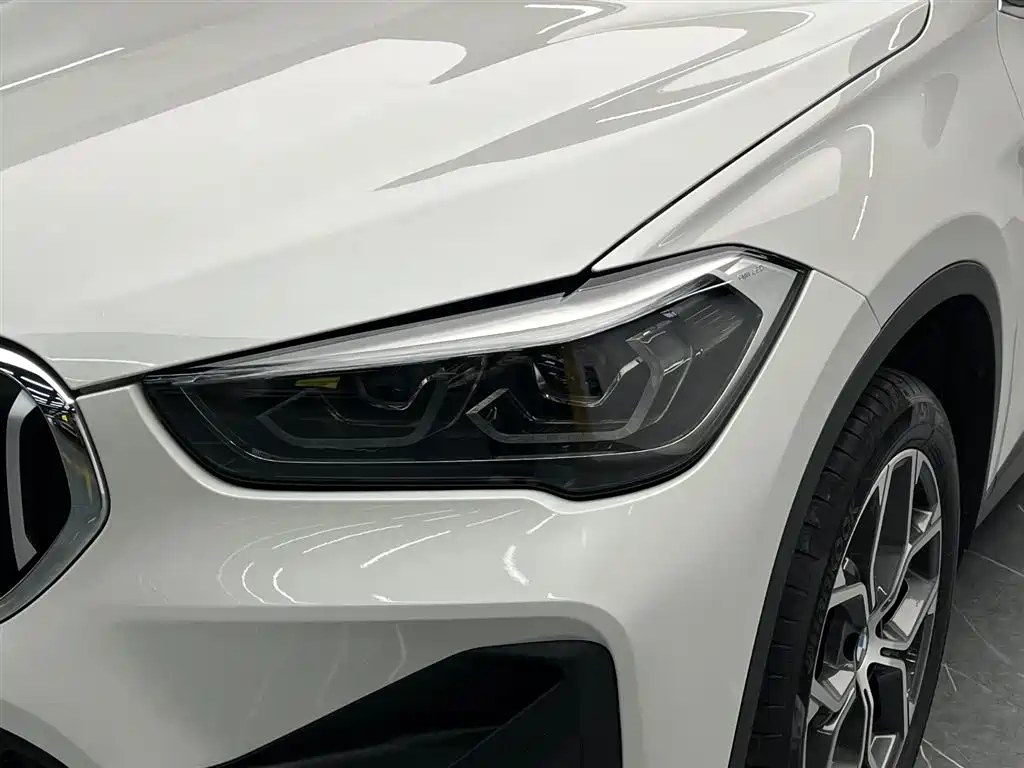 BMW X1 2022 — фото 9