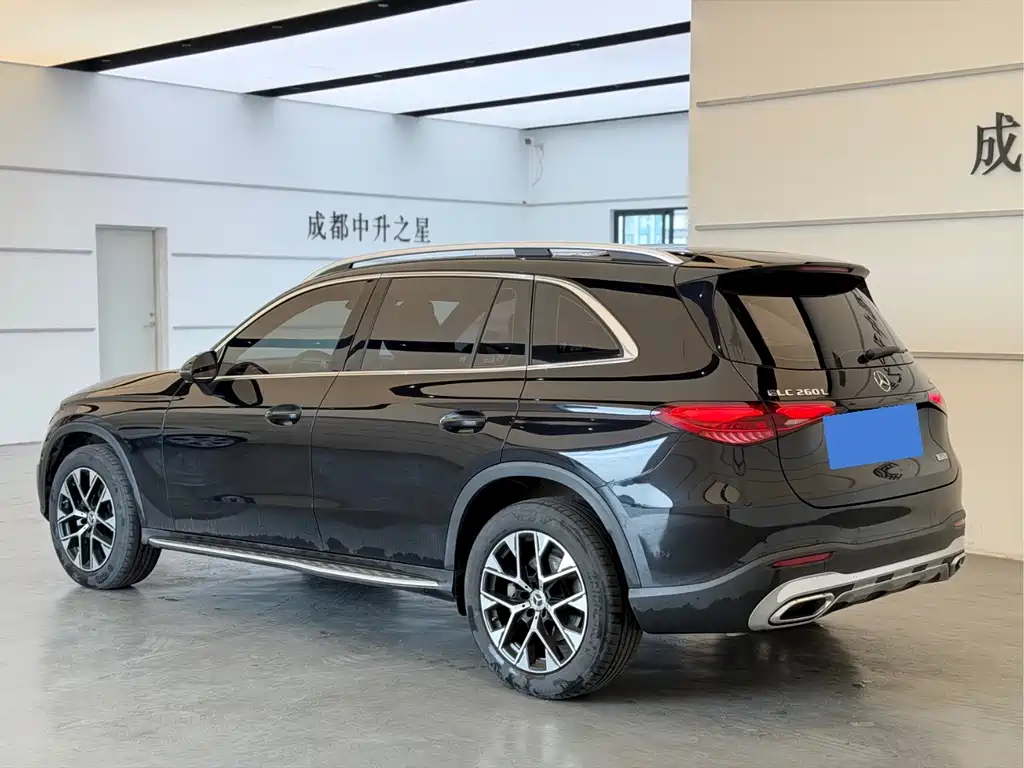 Mercedes-Benz GLC 2023