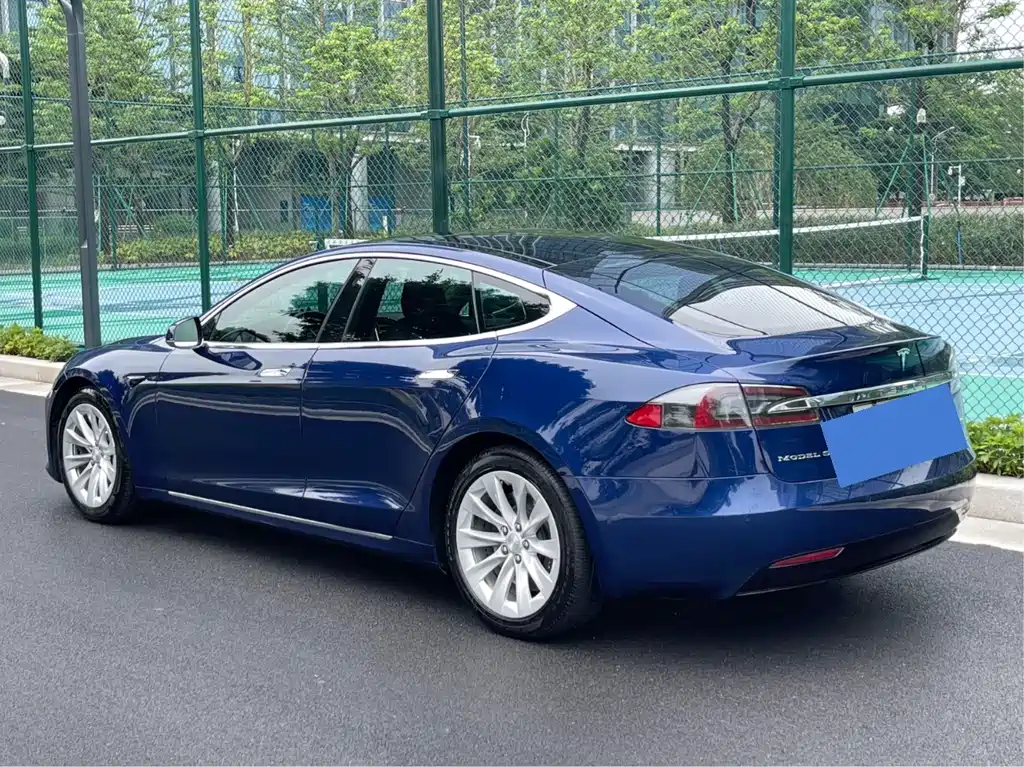 Tesla Model S 2017 — фото 3
