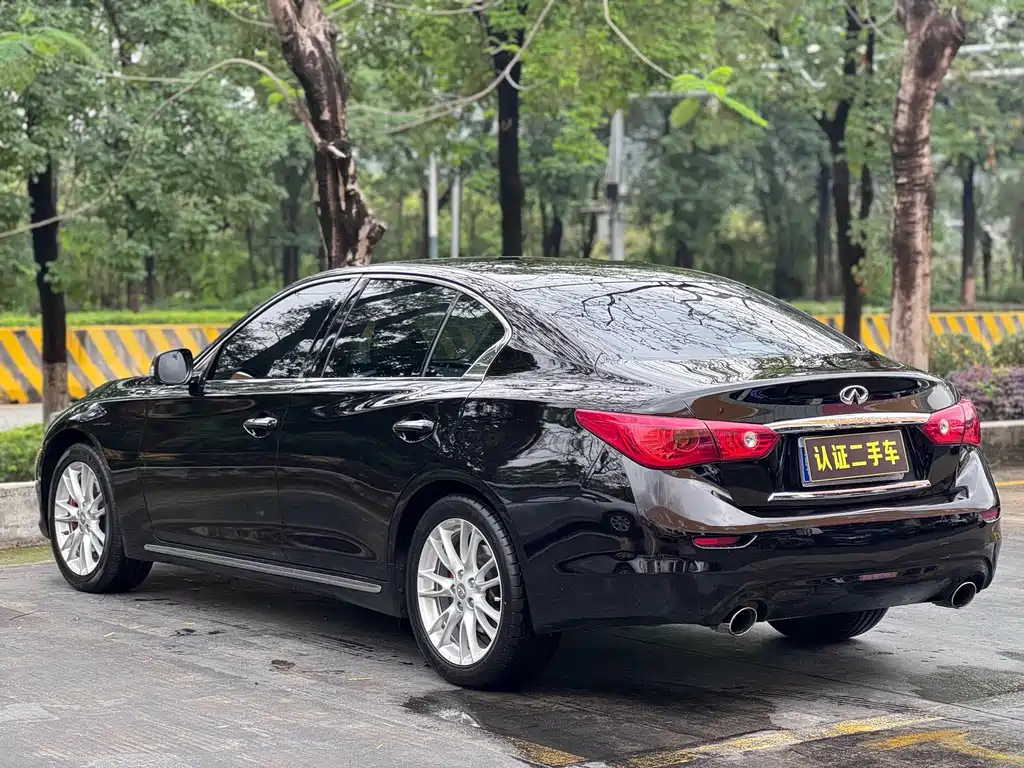 Infiniti Q50L 2017 — фото 10