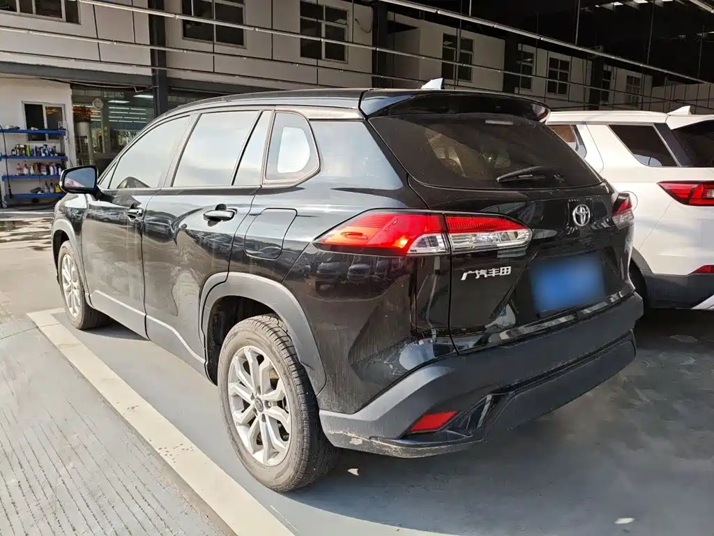 Toyota Frontlander 2024