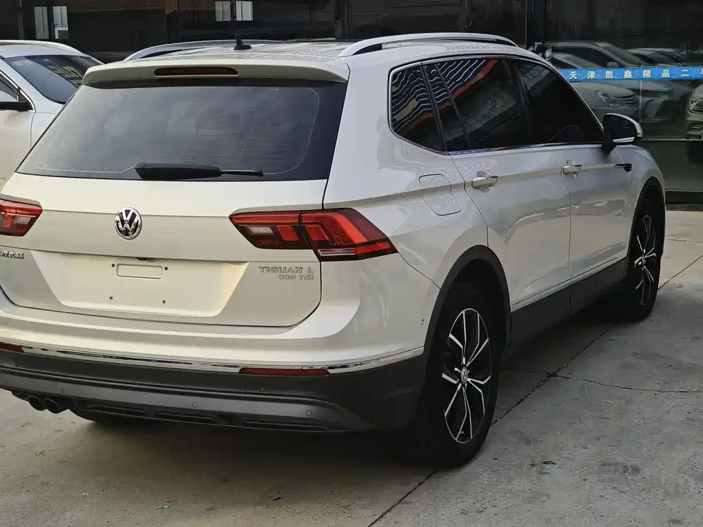 Volkswagen Tiguan L 2019 — фото 4