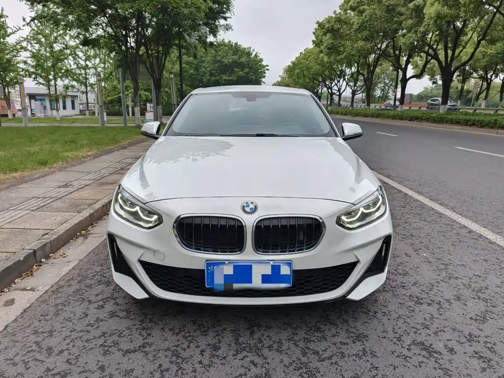 BMW 1 Series 2021